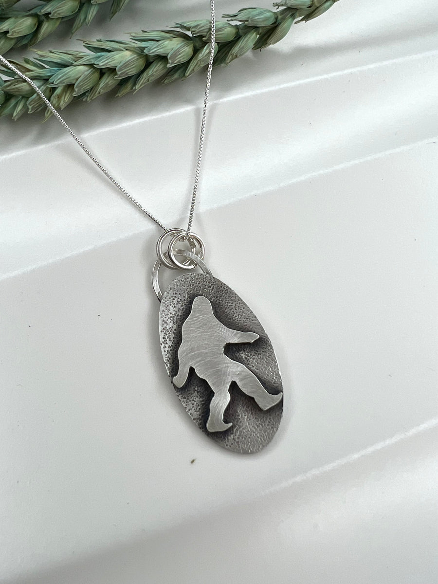 How Does Your Garden Grow - Big Foot Necklace