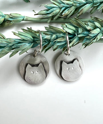 How Does Your Garden Grow - Kitty Earrings