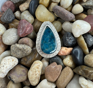 One of a kind -  Apatite Ring Size 8